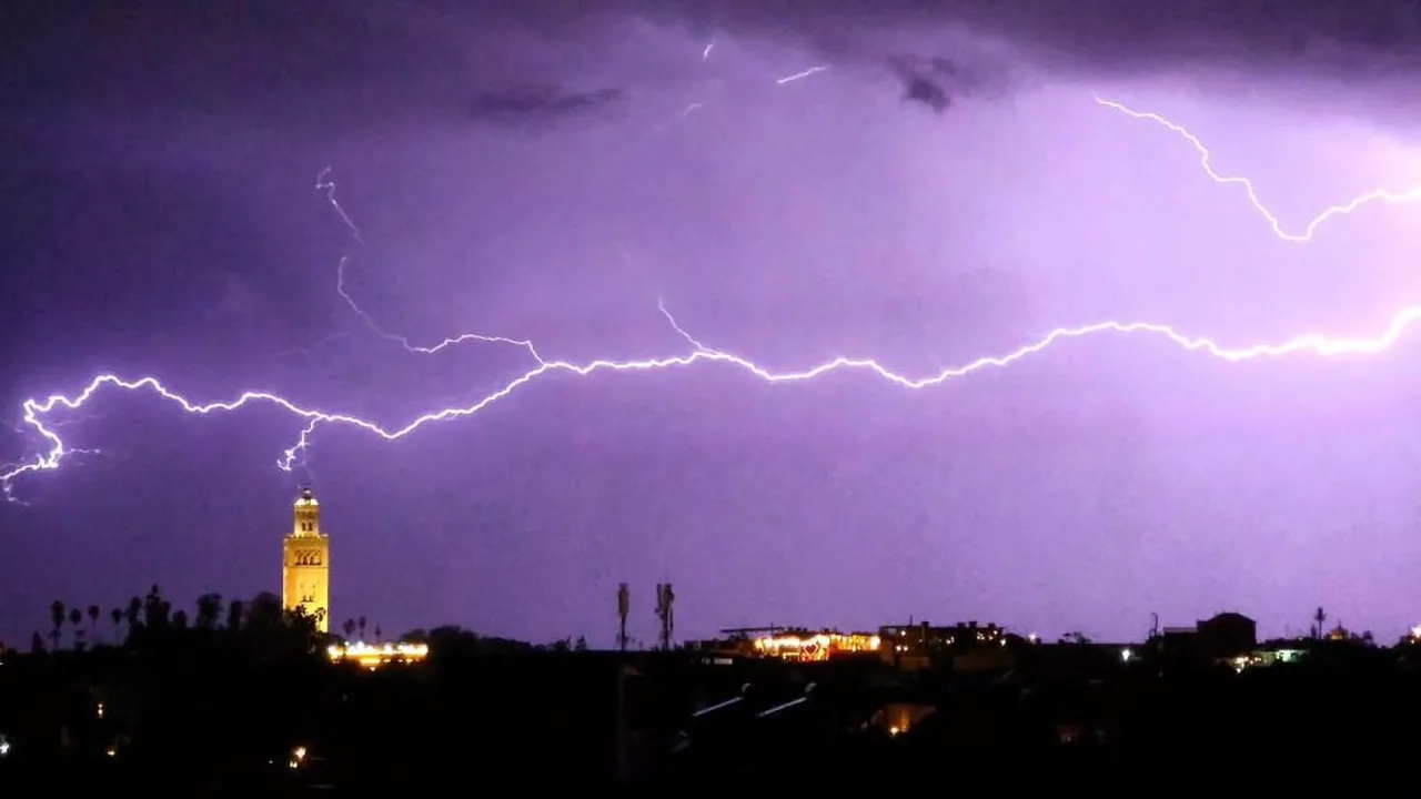 الأرصاد الجوية تحذر من اضطرابات غير مستقرة تضرب عدة مناطق مغربية قريباً